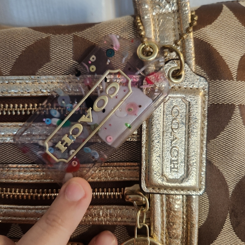 Coach Poppy Op Art Lured Glam Logo Tote Bag Gold Metallic Shimmer 2 Hang Tags - Picture 3 of 9